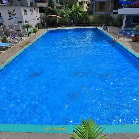 Oyo 591 Hotel Blue Moon Dharampur 외부 사진