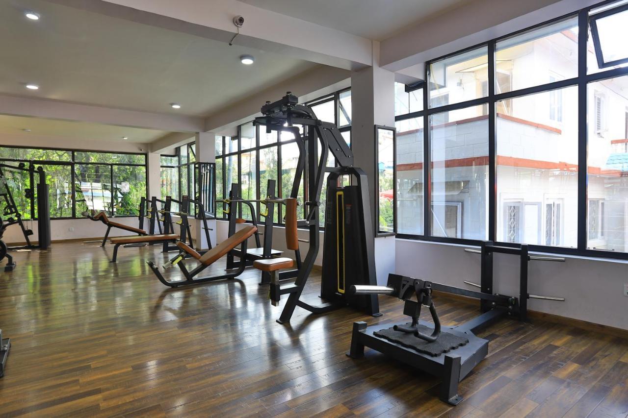 Oyo 591 Hotel Blue Moon Dharampur 외부 사진