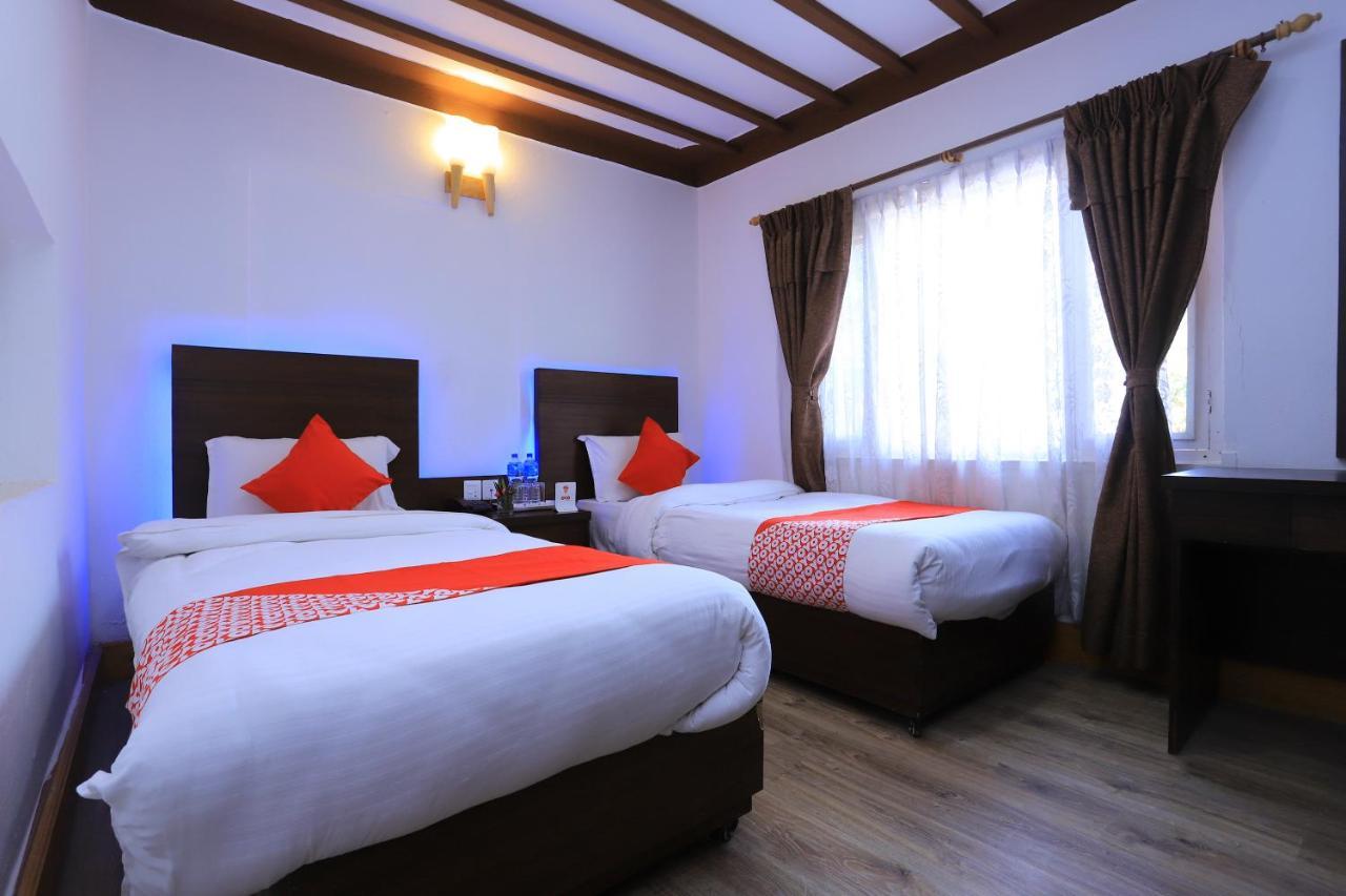 Oyo 591 Hotel Blue Moon Dharampur 외부 사진