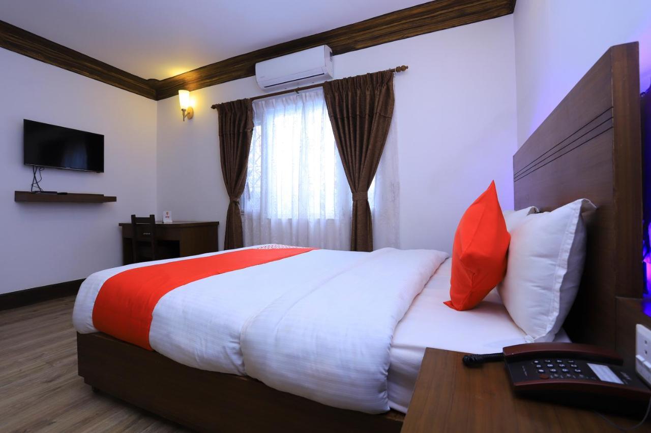 Oyo 591 Hotel Blue Moon Dharampur 외부 사진